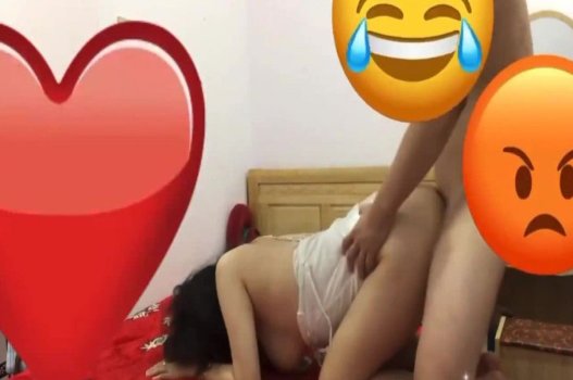 Pai e filho querem encontrar uma nova experiência ao transar com sua esposa