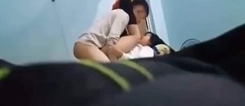 Esposa sexy atrai amante quando ninguém está em casa