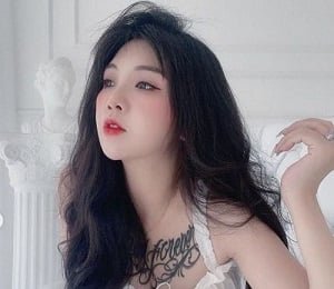 Clipe xxx de garota gostosa Tran ha line